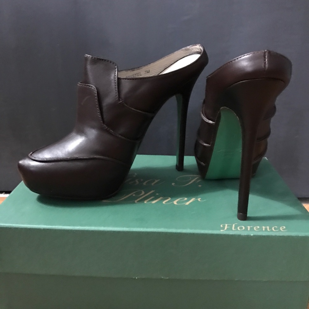 Women's High Heel Shoes - Size 7